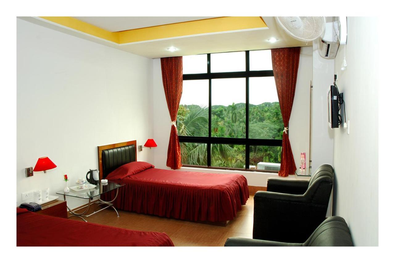 Hotel Dooars Mountain Alipur Duar Εξωτερικό φωτογραφία